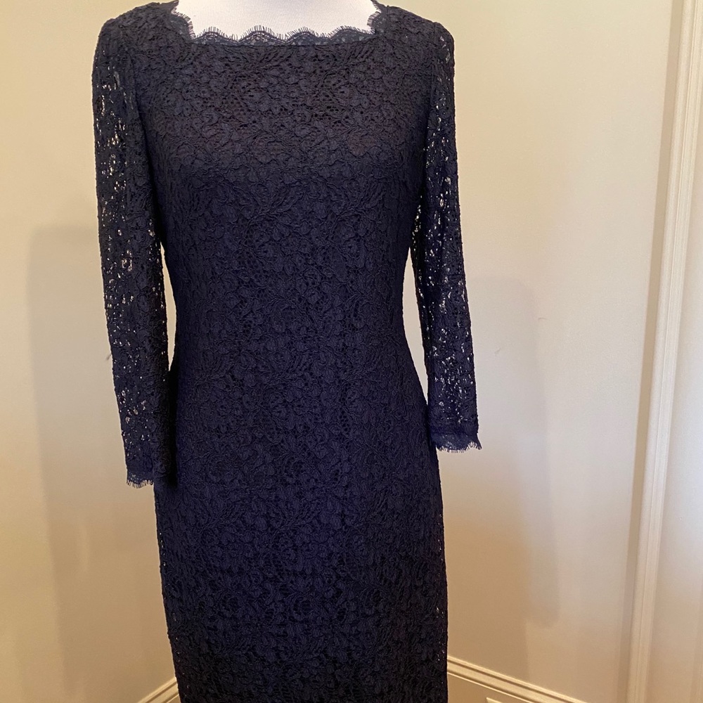 Adrianna Papel elegant lace dress size 10